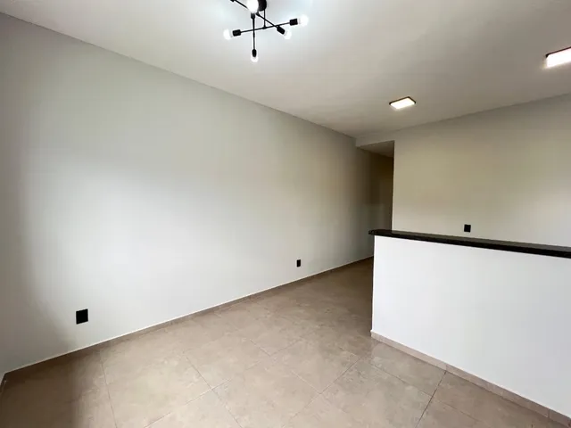 Casa com 125m² 3 quartos e 2 banheiros, para alugar, no bairro Loteamento Vila Olímpia em Taubaté