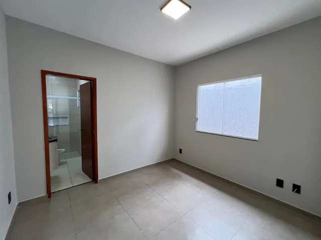 Casa com 125m² 3 quartos e 2 banheiros, para alugar, no bairro Loteamento Vila Olímpia em Taubaté