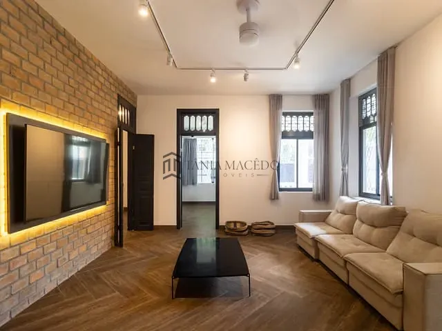 Casa com 710m² 4 quartos e 3 banheiros, à venda, no bairro Jaqueira em Recife
