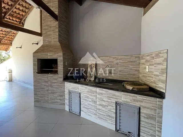 Casa 4 quartos e 2 banheiros, para alugar, no bairro Passo Manso em Blumenau