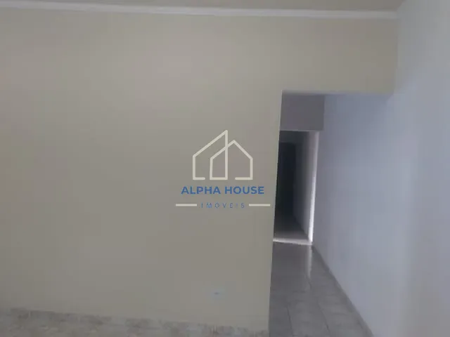 Casa 2 quartos e 1 banheiro, à venda, no bairro Mombaça em Pindamonhangaba