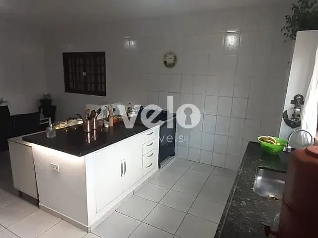 Casa com 350m² 3 quartos e 2 banheiros, à venda, no bairro Morada dos Nobres em Taubaté