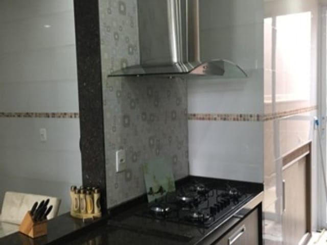 Casa com 10m² 5 quartos e 2 banheiros, à venda, no bairro São Carlos em Pouso Alegre