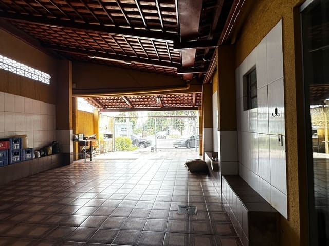 Casa com 417m² 5 quartos e 4 banheiros, à venda, no bairro Setor Morais em Goiânia