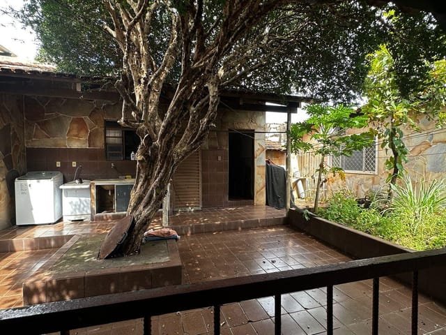 Casa com 417m² 5 quartos e 4 banheiros, à venda, no bairro Setor Morais em Goiânia