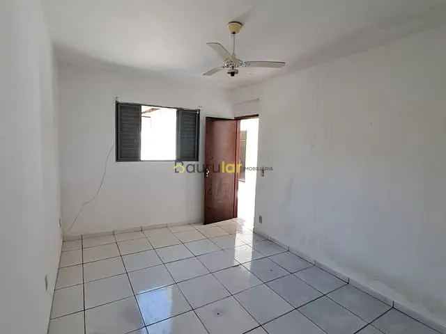 Casa 4 quartos e 2 banheiros, à venda, no bairro Jardim Bela Vista em Bauru