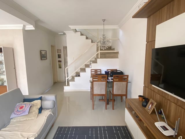 Casa com 300m² 3 quartos e 3 banheiros, à venda, no bairro Alphaville em Campos dos Goytacazes