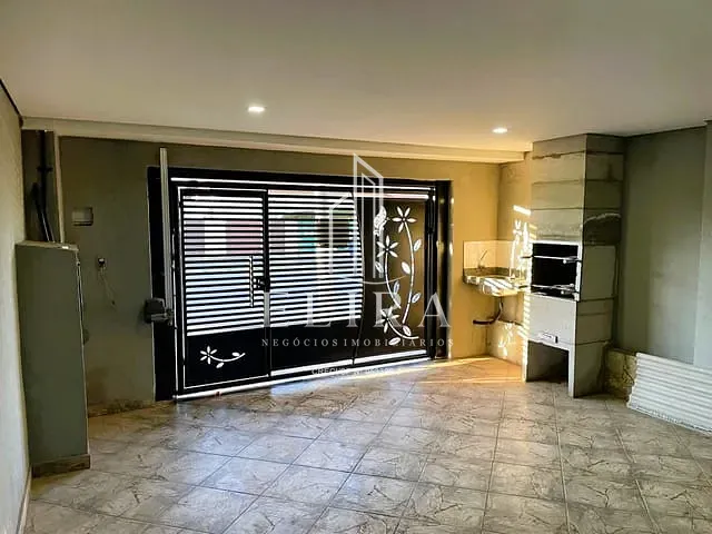 Casa com 150m² 3 quartos e 2 banheiros, à venda, no bairro Jardim Santa Rosa em Nova Odessa