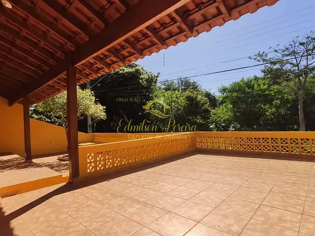 Casa com 297m² 2 quartos e 2 banheiros, à venda, no bairro Lindóia em Londrina