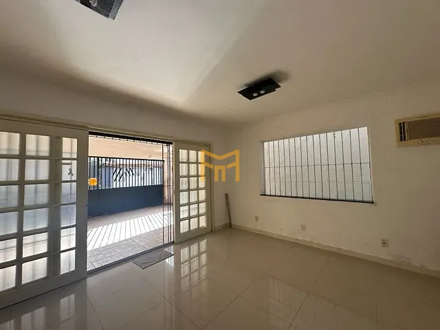 Casa com 144m² 3 quartos e 3 banheiros, para alugar, no bairro Campina em Belém