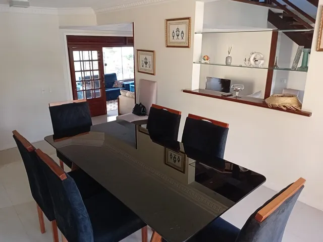Casa com 430m² 3 quartos e 2 banheiros, à venda, no bairro Piratininga em Niterói
