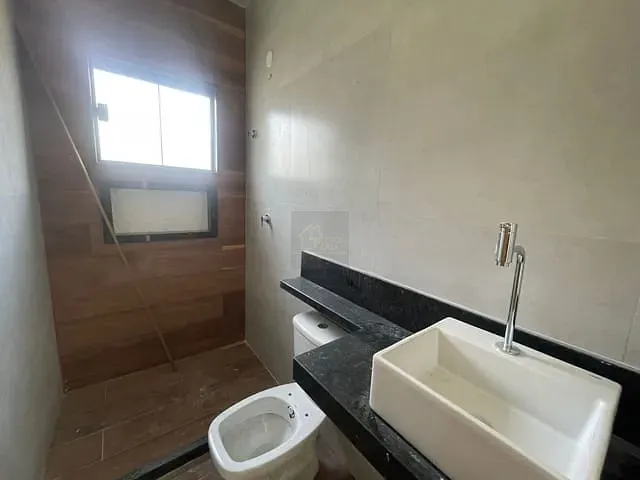 Casa com 240m² 3 quartos e 3 banheiros, à venda, no bairro Jardim Atlântico Central (Itaipuaçu) em Maricá