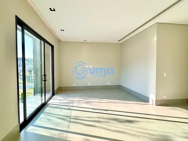 Casa com 356m² 4 quartos e 6 banheiros, à venda, no bairro Condomínio Residencial Euroville II em Bragança Paulista