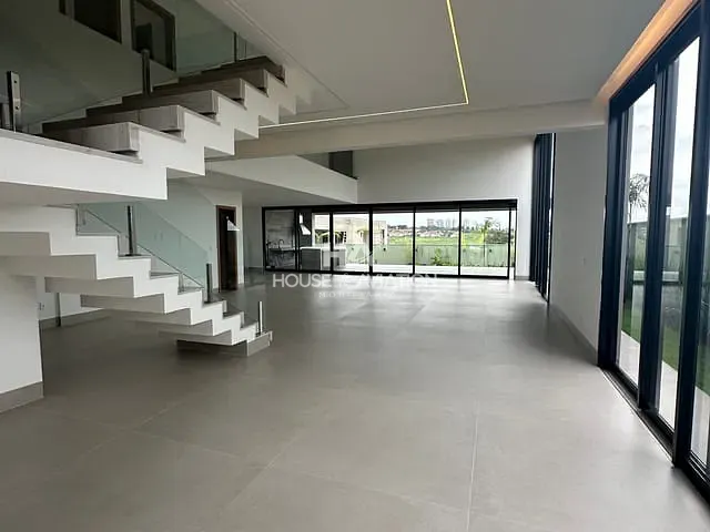 Casa com 592m² 5 quartos e 8 banheiros, à venda, no bairro Jardins Verona em Goiânia