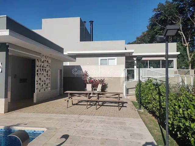 Casa com 674m² 2 quartos e 4 banheiros, à venda, no bairro Nova Holanda em Holambra