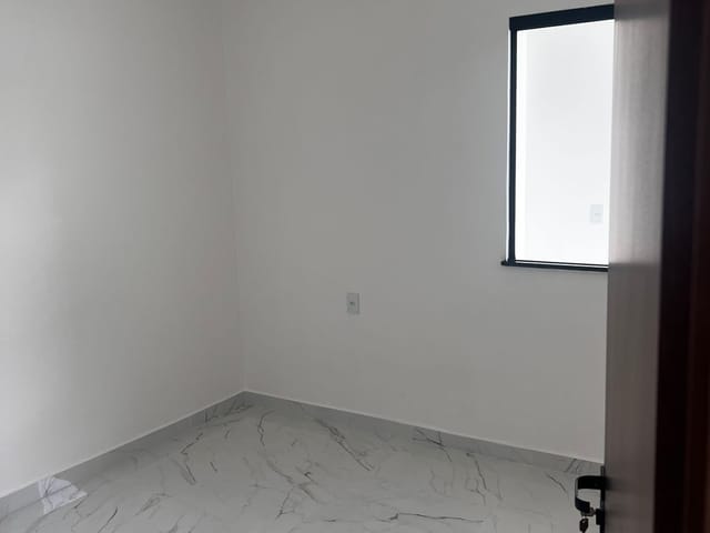 Casa com 250m² 3 quartos e 4 banheiros, à venda, no bairro Ponta Negra em Manaus