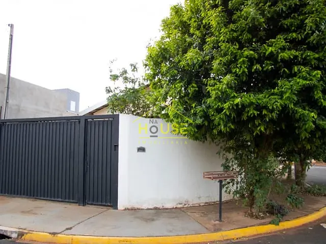 Casa com 143m², à venda, no bairro Jardim Barreto em Parisi
