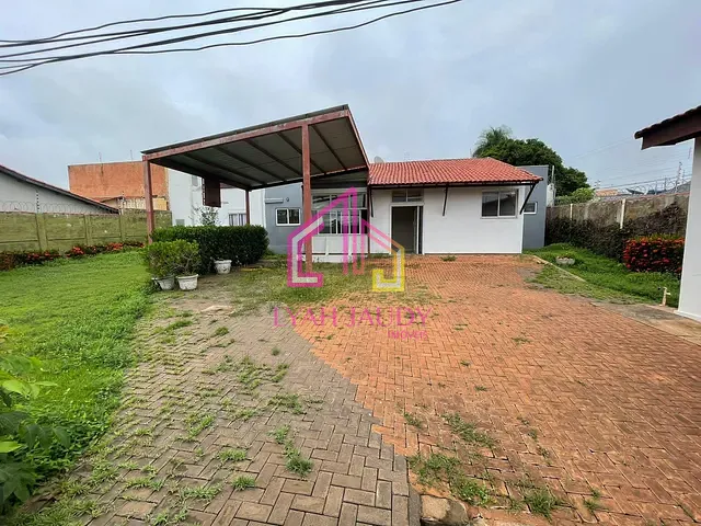 Casa com 550m² 4 quartos e 2 banheiros, para alugar, no bairro Morada do Ouro em Cuiabá