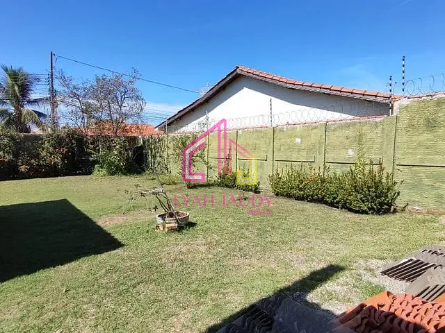 Casa com 550m² 4 quartos e 2 banheiros, para alugar, no bairro Morada do Ouro em Cuiabá