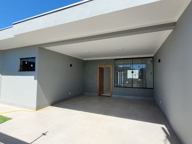 Casa com 200m² 3 quartos e 3 banheiros, à venda, no bairro Jardim Munique em Maringá
