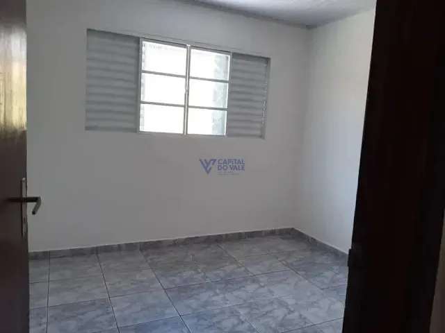 Casa com 180m² 3 quartos e 2 banheiros, à venda, no bairro Jardim Satélite em São José dos Campos