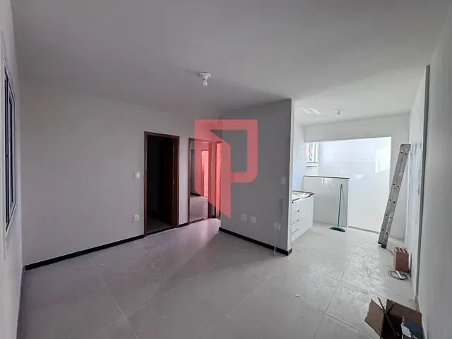 Casa 2 quartos e 1 banheiro, para alugar, no bairro Caiçaras em Belo Horizonte