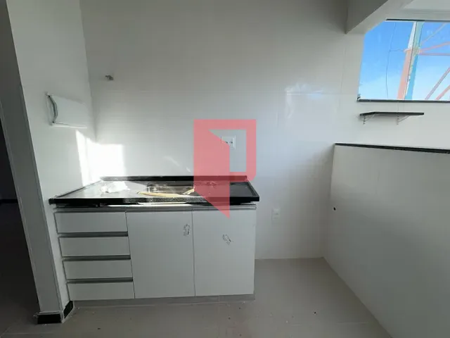 Casa 2 quartos e 1 banheiro, para alugar, no bairro Caiçaras em Belo Horizonte