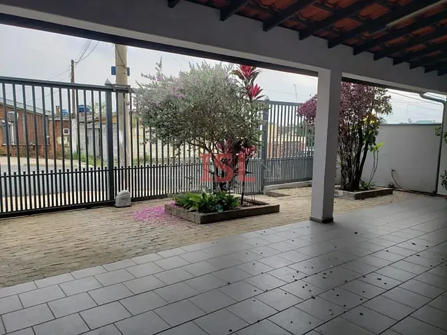 Casa 3 quartos e 1 banheiro, à venda, no bairro Jardim Amoreiras em Campinas