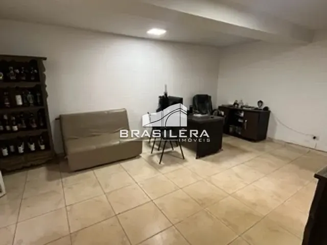 Casa com 500m², à venda, no bairro Setor Marista em Goiânia
