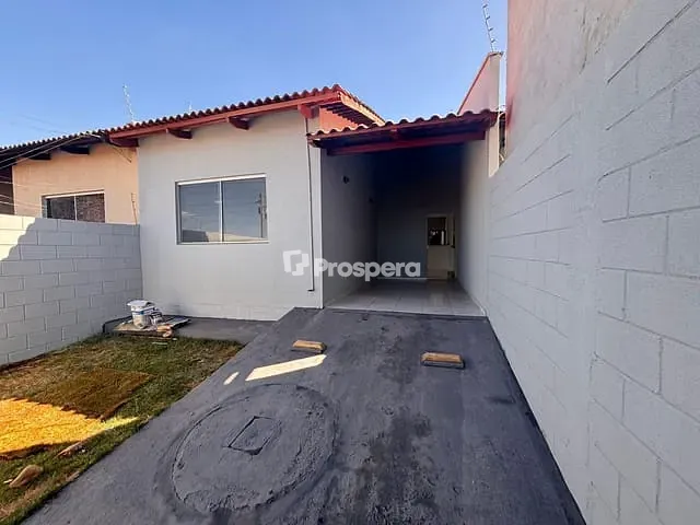 Casa com 197m² 3 quartos e 2 banheiros, à venda, no bairro Setor Colonial Sul em Aparecida de Goiânia