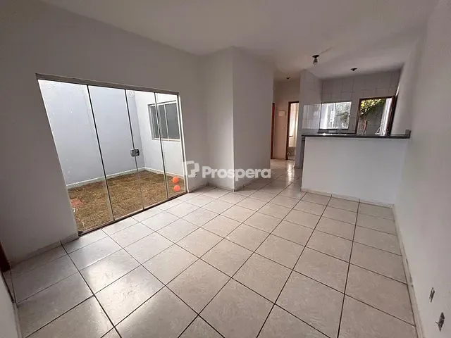 Casa com 197m² 3 quartos e 2 banheiros, à venda, no bairro Setor Colonial Sul em Aparecida de Goiânia