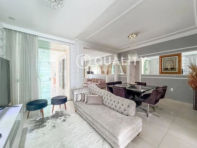 Casa com 319m² 3 quartos e 4 banheiros, à venda, no bairro Monte Castelo em Fortaleza