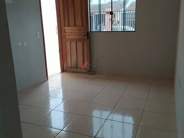 Casa 3 quartos e 1 banheiro, à venda, no bairro Jardim San Raphael V em Arapongas