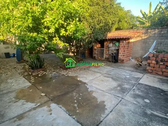 Casa com 300m² 2 quartos e 1 banheiro, à venda, no bairro Esplanada em Teresina
