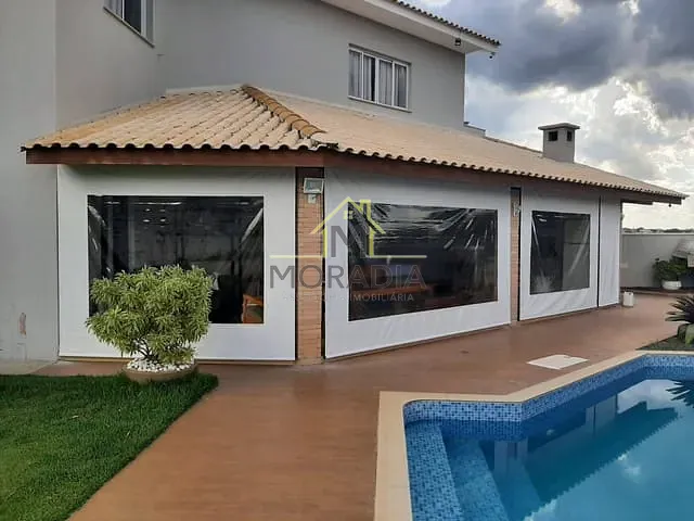 Casa com 800m² 3 quartos e 3 banheiros, à venda, no bairro Nova Floresta II em Guaxupé