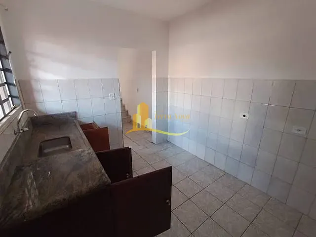 Casa com 50m² 1 quarto e 2 banheiros, para alugar, no bairro Parada XV de Novembro em São Paulo