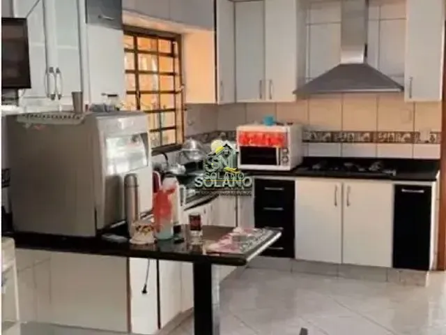 Casa com 425m² 3 quartos e 3 banheiros, à venda, no bairro Jardim Atlântico em Goiânia