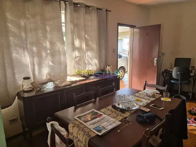 Casa com 590m² 4 quartos e 1 banheiro, à venda, no bairro Aparecida em Londrina