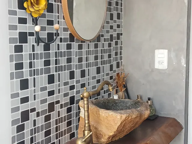 Casa com 250m² 3 quartos e 3 banheiros, para alugar, no bairro Jardim Independência em Taubaté