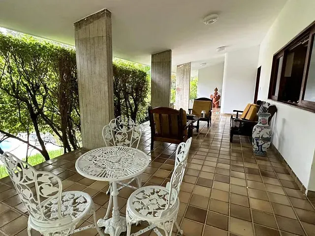 Casa 6 quartos e 3 banheiros, à venda, no bairro Apipucos em Recife