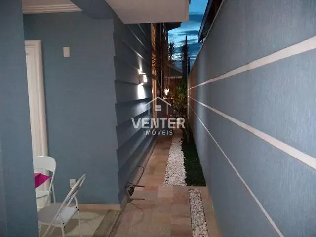 Casa com 420m² 4 quartos e 7 banheiros, à venda, no bairro Residencial Portal da Mantiqueira em Taubaté