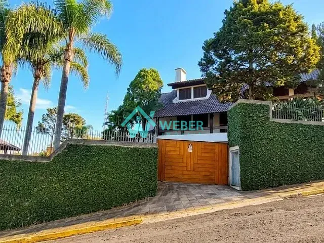 Casa com 1058m² 3 quartos e 3 banheiros, à venda ou para alugar, no bairro Ideal em Novo Hamburgo