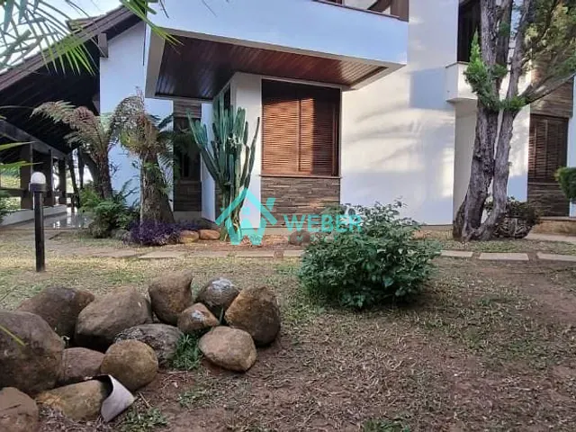 Casa com 1058m² 3 quartos e 3 banheiros, à venda ou para alugar, no bairro Ideal em Novo Hamburgo