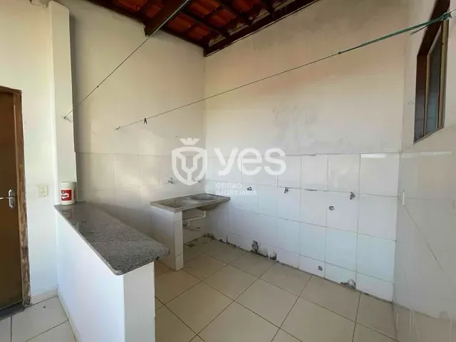 Casa com 320m² 3 quartos e 2 banheiros, à venda, no bairro Jardim das Primaveras em Araxá