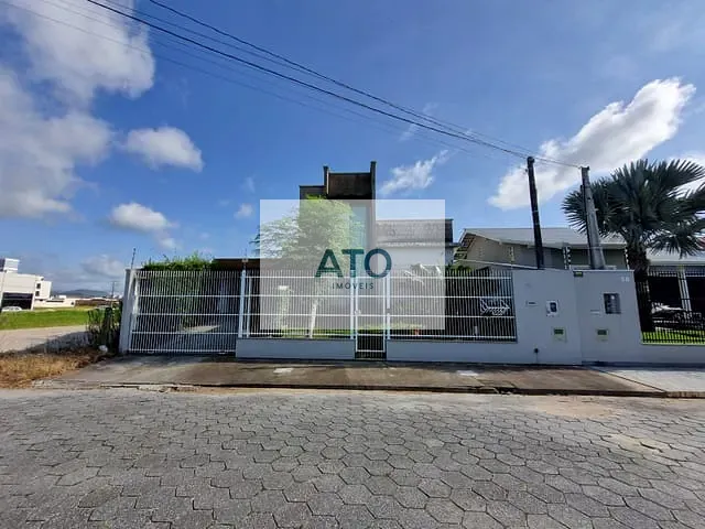 Casa com 127m² 2 quartos e 2 banheiros, à venda, no bairro xv de novembro em Tijucas