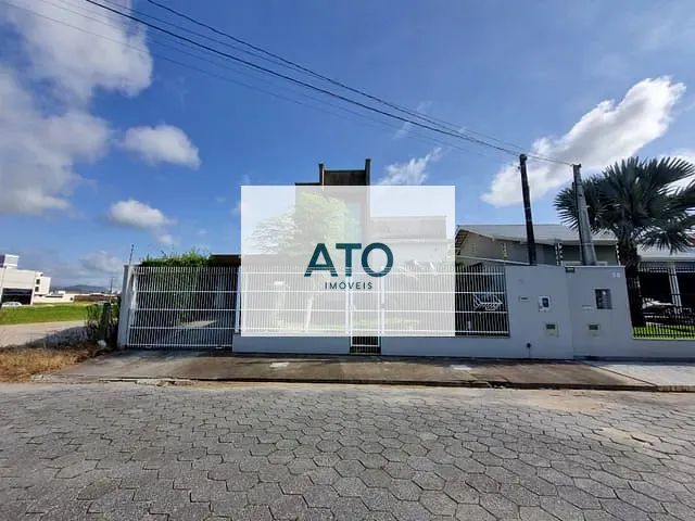 Casa com 127m² 2 quartos e 2 banheiros, à venda, no bairro xv de novembro em Tijucas