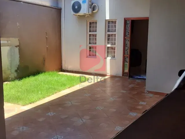 Casa 2 quartos e 1 banheiro, à venda, no bairro Jardim América em Pirassununga