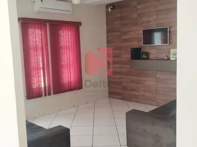 Casa 2 quartos e 1 banheiro, à venda, no bairro Jardim América em Pirassununga