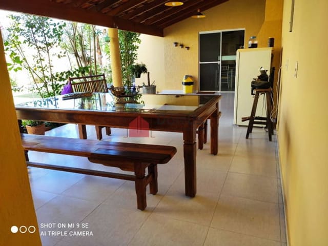 Casa com 364m², à venda, no bairro Belvedere Club dos 500 em Guaratinguetá