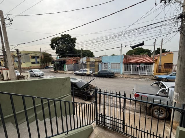 Casa para alugar, no bairro Centro em Salto de Pirapora